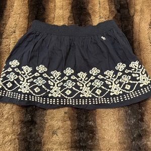 Abercrombie girls large blue skirt with floral trim